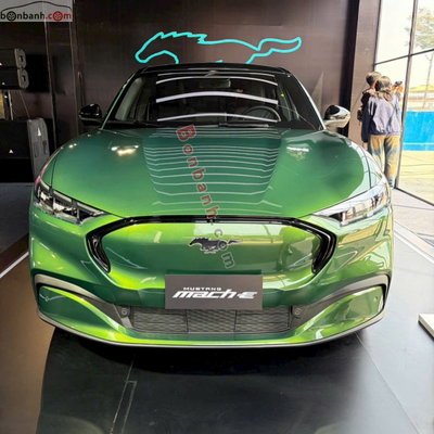 Xe Ford Mustang Mach-E Premium AWD 2025