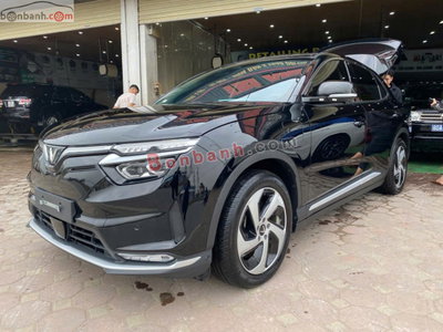 Xe VinFast VF8 Eco AWD 2023