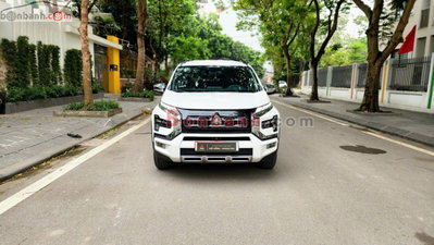 Xe Mitsubishi Xpander Cross 1.5 AT 2025