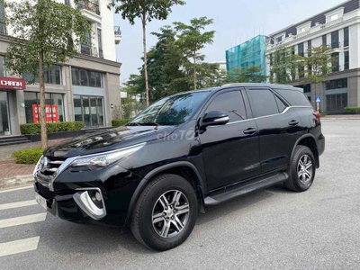 Toyota Fortuner Đen 7 chỗ 2017 đăgki 18