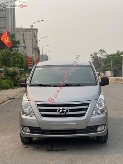 Xe Hyundai Grand Starex 2.5 MT 2016