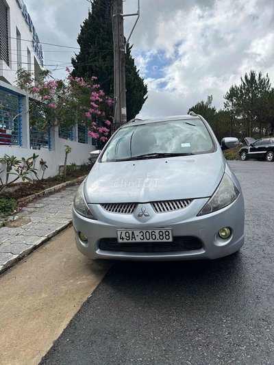 Mitsubishi Grandis 2005 2.4 AT - 160000 km
