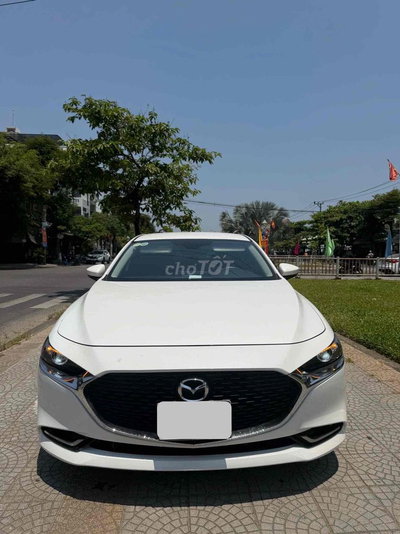 Mazda 3 2022 Luxury