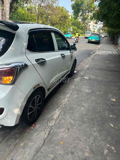 Hyundai Grand i10 2016 Trắng