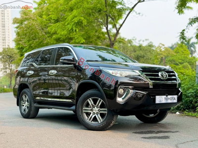 Xe Toyota Fortuner 2.7V 4x2 AT 2018