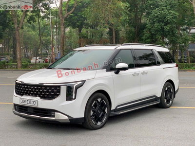 Xe Kia Carnival Signature 2.2D 2025
