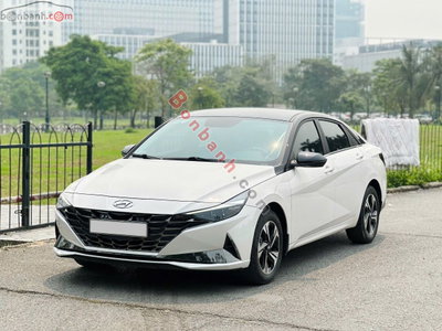 Xe Hyundai Elantra 1.6 AT Đặc biệt 2024