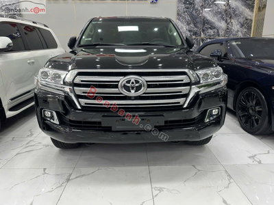Xe Toyota Land Cruiser 4.6 V8 2020