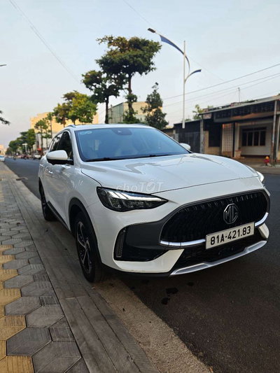 MG HS Luxury sx12/2023 Dky 7/2024 21.000km