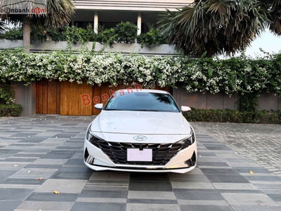 Xe Hyundai Elantra 1.6 AT Đặc biệt 2024