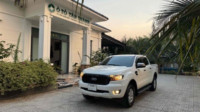 Ford Ranger XLS MT 2020, mẫu mới 2021, xe đẹp