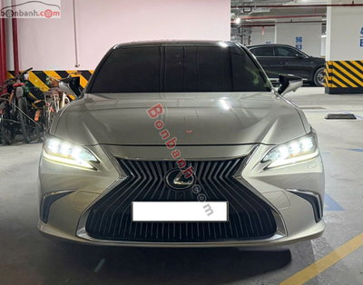 Xe Lexus ES 250 2019