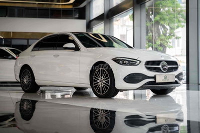 Mercedes C200 Avantgarde Plus v0 2022
