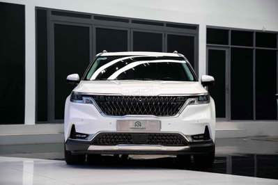 Kia Carnival 2023 Signature