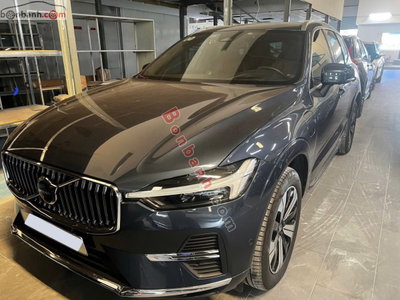 Xe Volvo XC60 Recharge Ultimate T8 AWD 2025