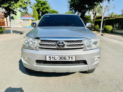 Toyota Fortuner 2009 AT 4x4 odo 17v