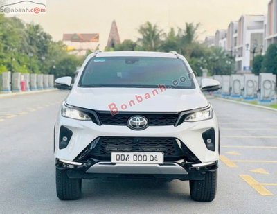 Xe Toyota Fortuner Legender 2.7L 4x4 AT 2025