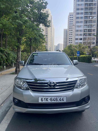 Toyota Fortuner 2013 2.7V 4x2 AT - 137000 km