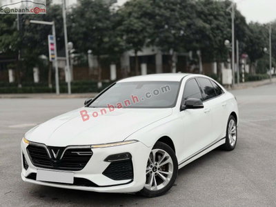 Xe VinFast Lux A 2.0 Base 2.0 AT 2021