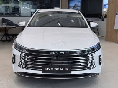 BYD Seal 5 Premium Trắng, ưu đãi 100% trước bạ