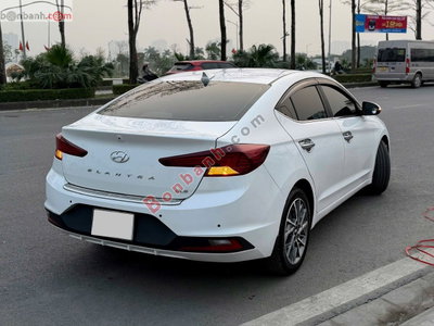 Xe Hyundai Elantra 2.0 AT 2021