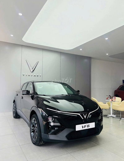 Xe điện VinFast VF6 Plus Đen