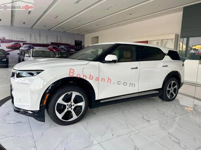 Xe VinFast VF9 Eco 2026