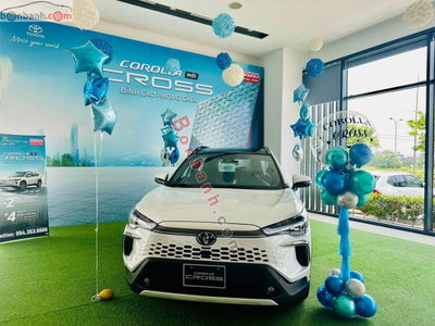 Xe Toyota Corolla Cross 1.8V 2026