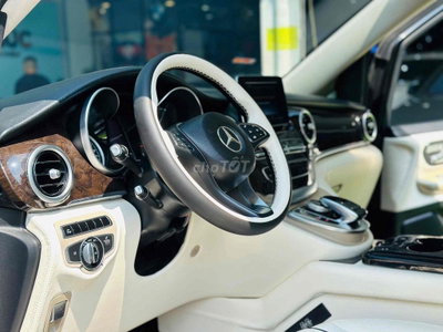 Mercedes V220 Maybach Đen Model 2016