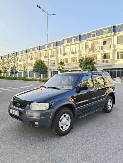 Bán Ford Escape 2004 số sàn. Máy 2.0 hai cầu.