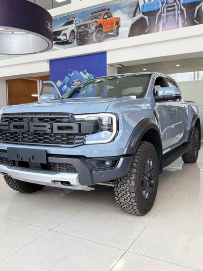 Ranger Raptor 2026 xe sẵn đủ màu giao ngay