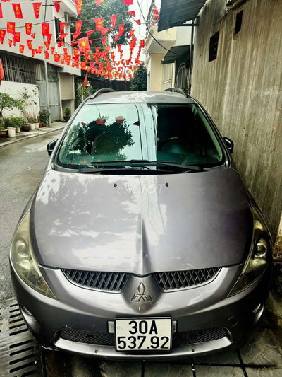 Mitsubishi Grandis 2005 Tím 80000km