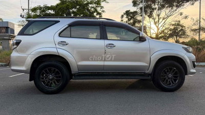 Toyota Fortuner 2015 2.7V 4x4 - 78000 km