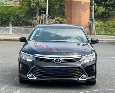 Xe Toyota Camry 2.0E 2018