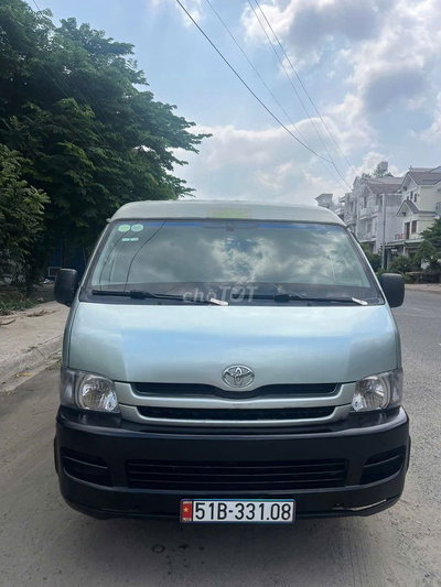 Toyota Hiace van 6 chỗ 2008 - 10000 km