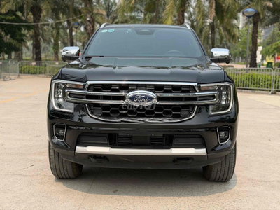 Ford Everest 2024 Titanium 4x2 50000 km Đen