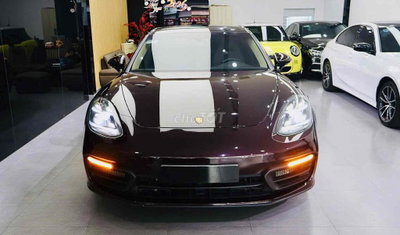 Porsche Panamera 2021 Ruby/kem 44.000km