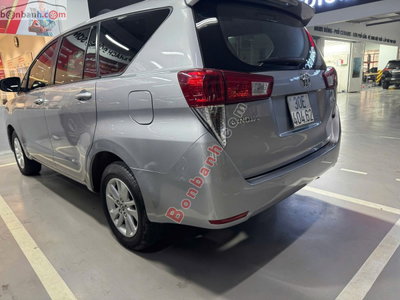 Xe Toyota Innova 2.0G 2016