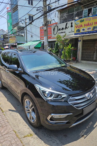 Hyundai SantaFe 2018, máy dầu, bản 2.2L, 4WD