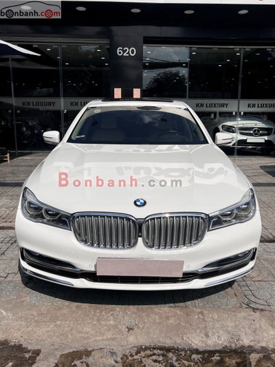 Xe BMW 7 Series 740Li 2015