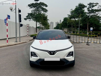 Xe VinFast VF6 Plus 2025