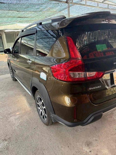 Suzuki XL7 2023 Xanh kaki 12 vạn chuẩn không lỗi.