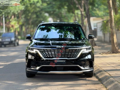 Xe Kia Carnival Signature 2.2D 2022