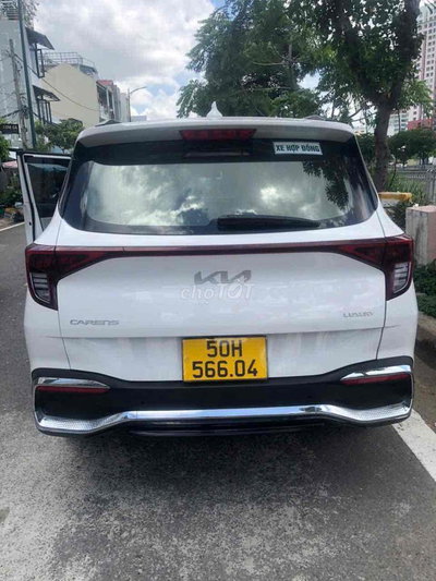 Kia Carens 2023 1.5G Luxury - 90000 km