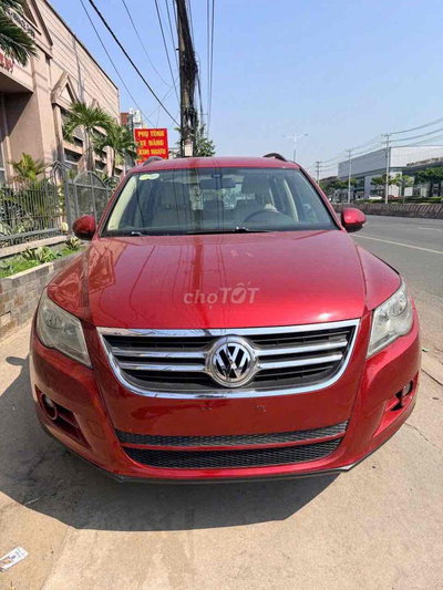 Volkswagen Tiguan 2.0 AT 4x4 xe đi an toàn cao