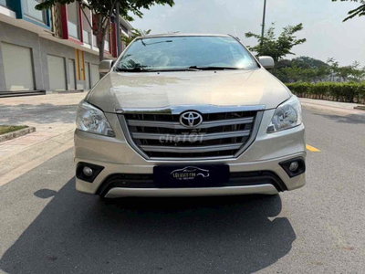 Toyota Innova 2014 Vàng cát