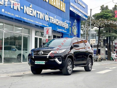 Xe Toyota Fortuner 2.4G 4x2 AT 2020