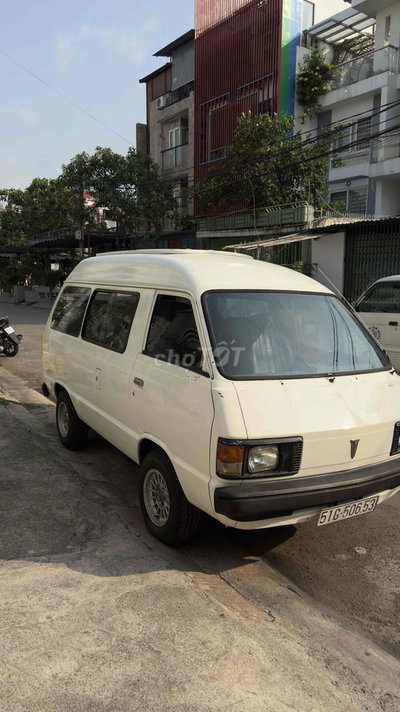 Toyota LiteAce 1981 Trắng