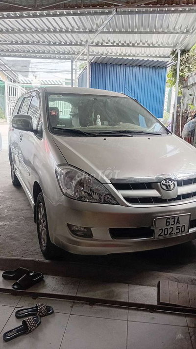 Toyota Innova 2007 G Bạc