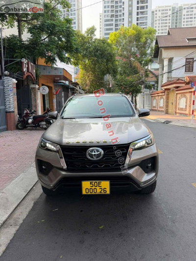 Xe Toyota Fortuner 2.4G 4x2 AT 2020